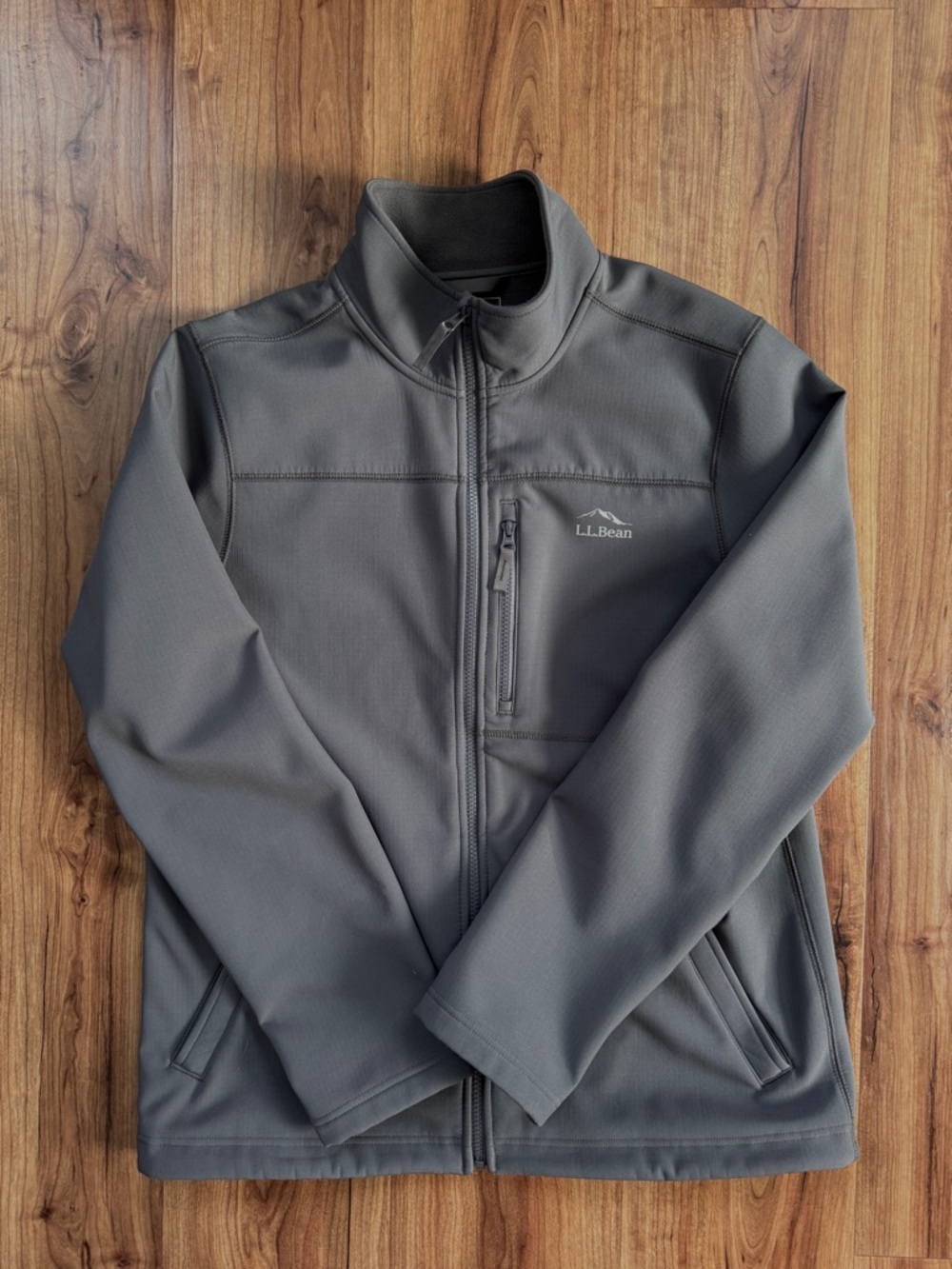 L.L. Bean Men's Charcoal Gray Windproof Softshell Jacket